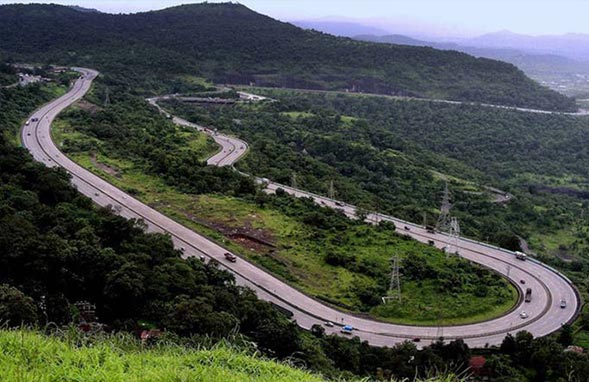 Mumbai-Pune Expressway